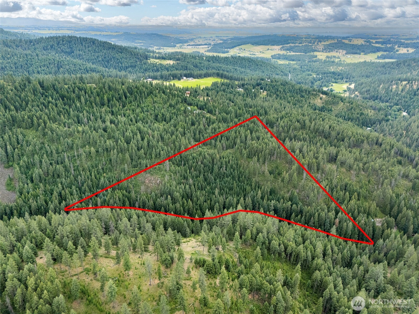 19960 N Mt Spokane Park Dr, Mead, WA 99021