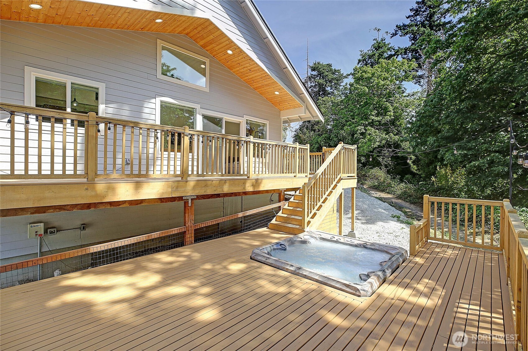896 Henry Lane, Camano Island, WA 98282