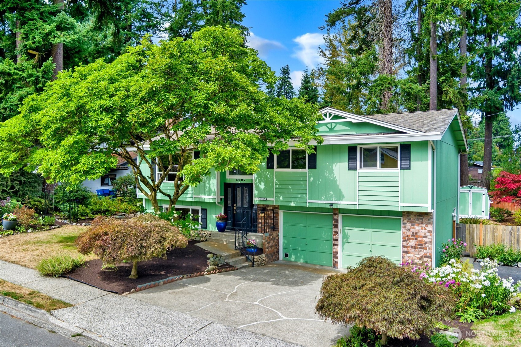 6007 189th Place SW, Lynnwood, WA 98036