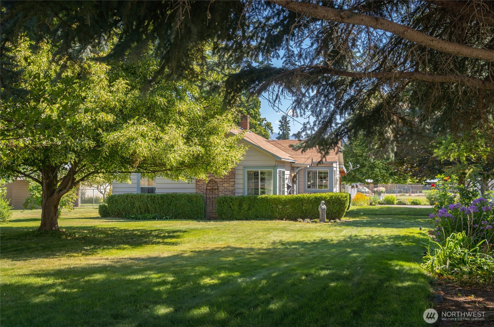 211 S Granite Street, Omak, WA 98841