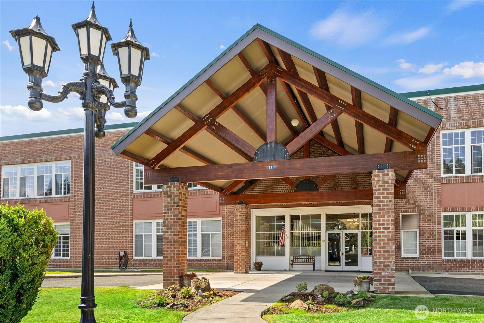 202 E Third, Cle Elum, WA 98922