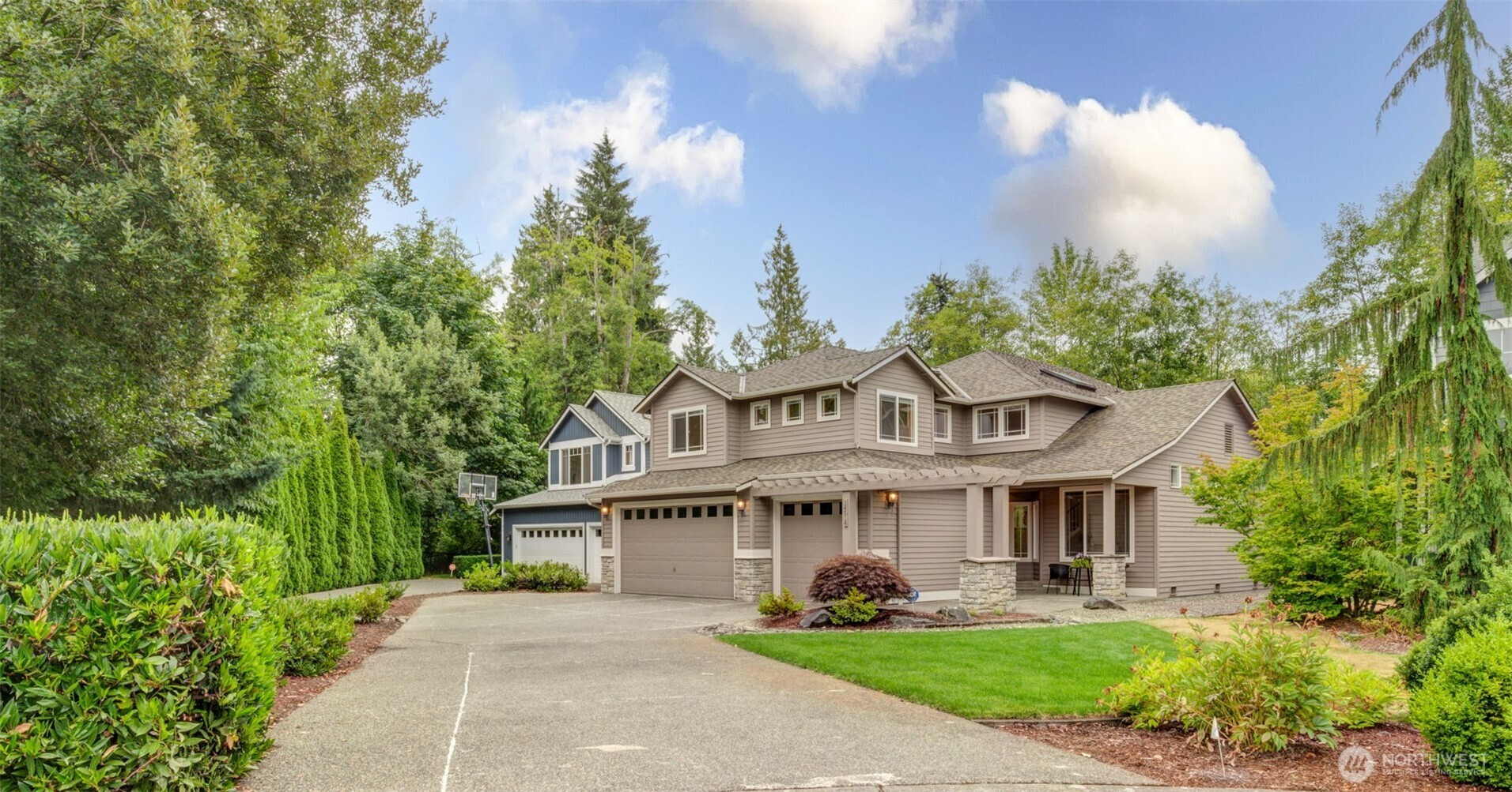 14514 20th Avenue W, Lynnwood, WA 98087