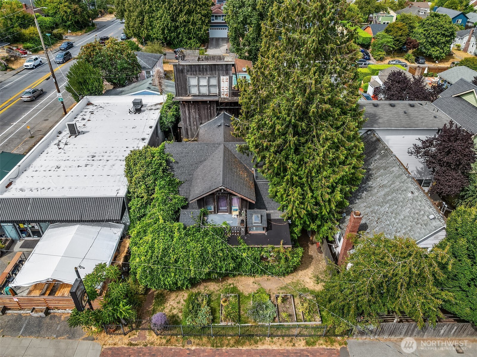 652 NW 85th Street, Seattle, WA 98117