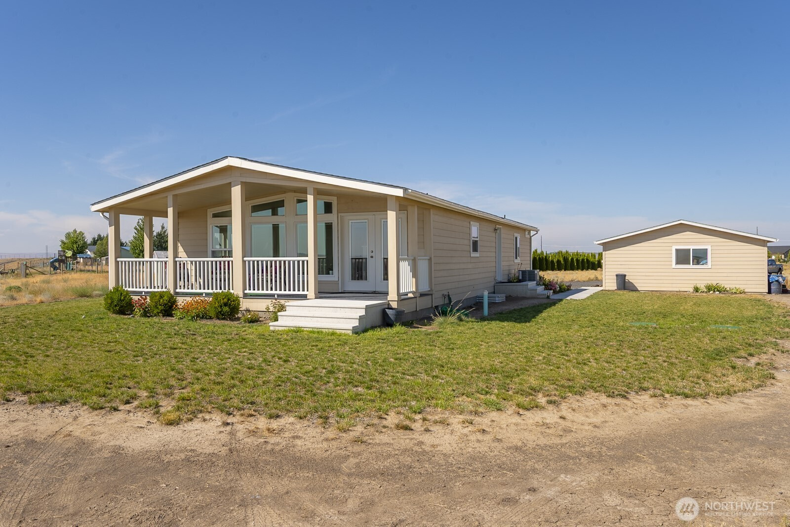 7654 Bouldercrest Road NE, Moses Lake, WA 98837