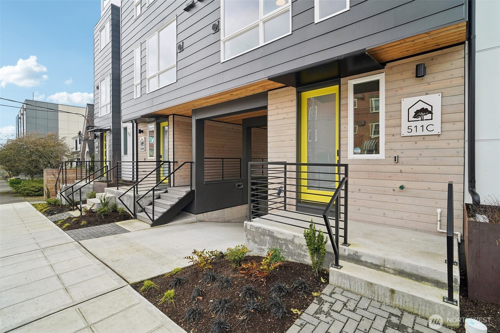 511 Howe Street, Seattle, WA 98109