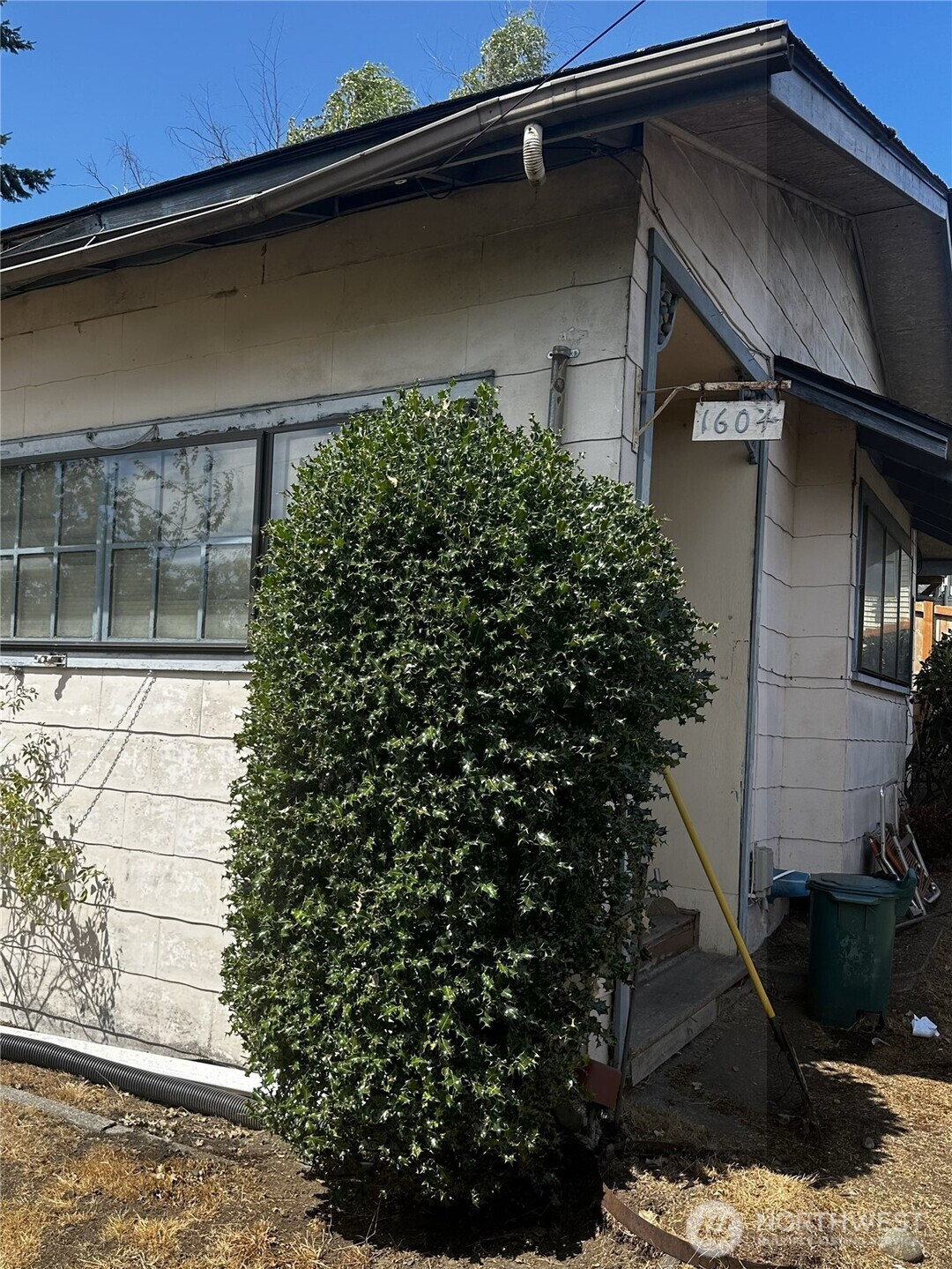 1604 NW 70th Street, Seattle, WA 98117