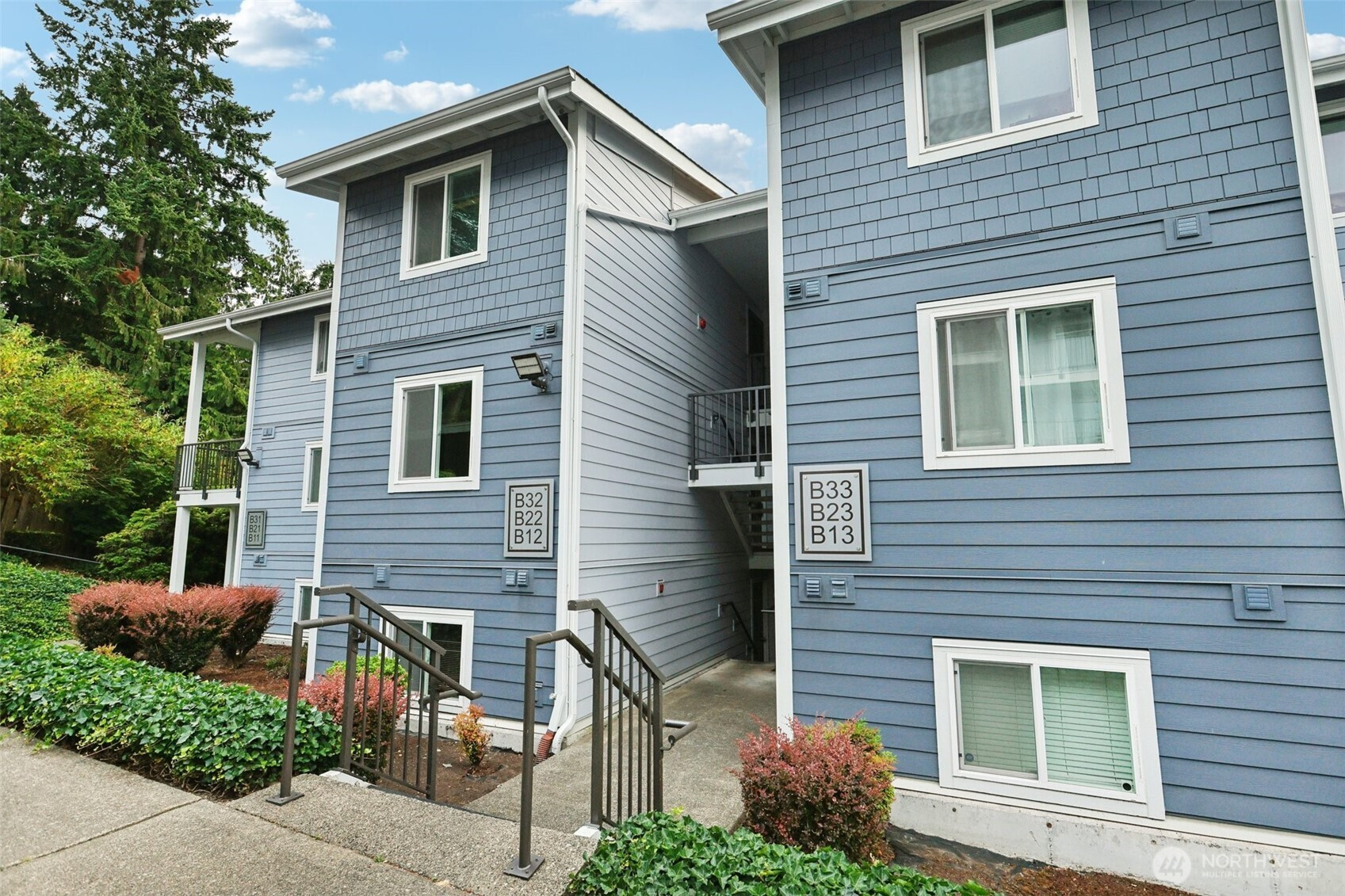 2511 S 248th Street, Kent, WA 98032