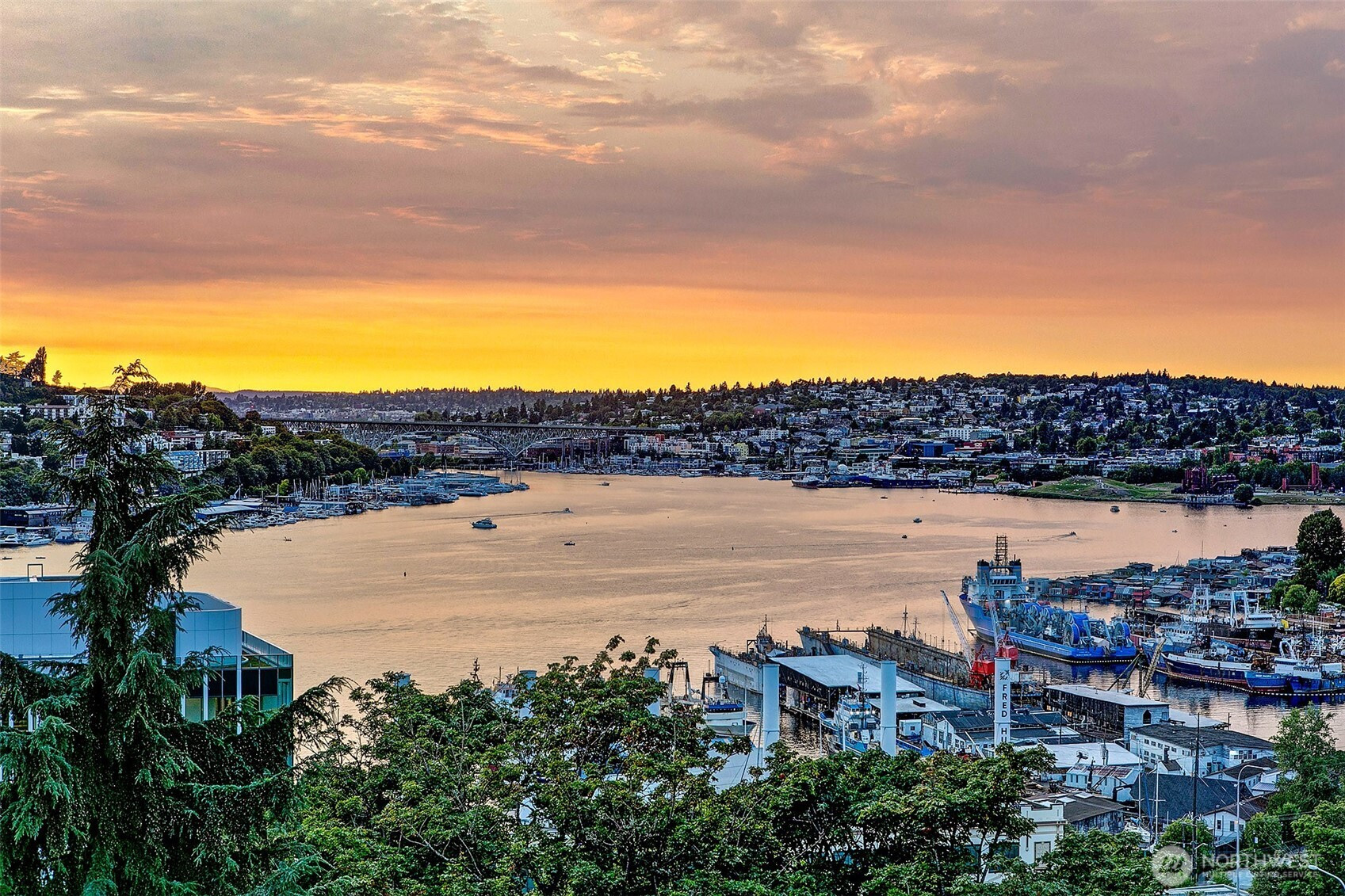 1065 Summit Avenue E, Seattle, WA 98102