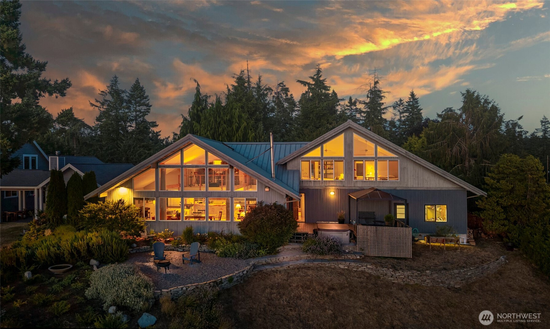 4650 Rhodie Lane, Freeland, WA 98249