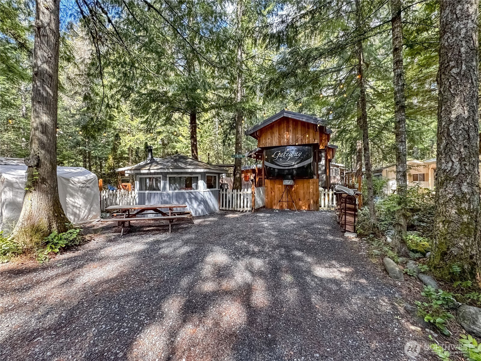 97 Riverside Drive, Deming, WA 98244