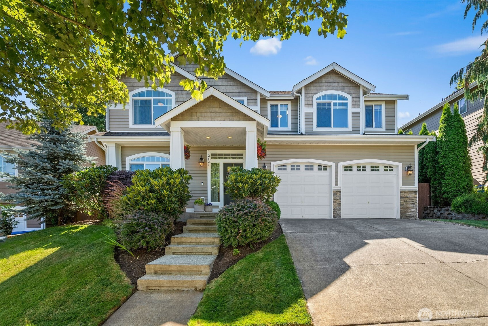 2421 Chateau Drive, Puyallup, WA 98373