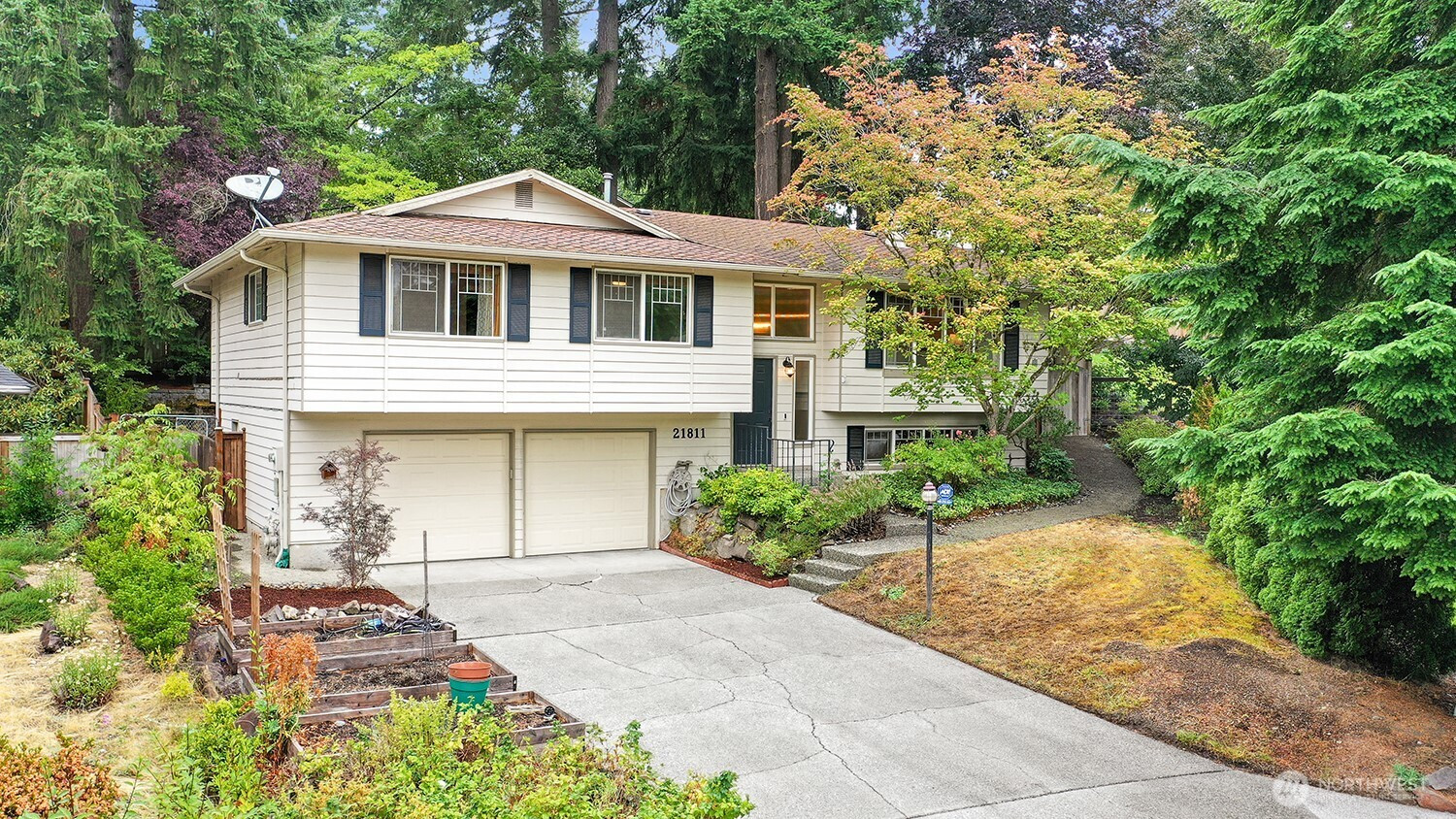 21811 1st Avenue W, Bothell, WA 98021