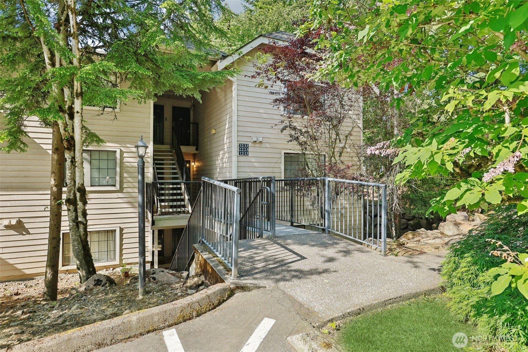 12515 NE 116th Street, Kirkland, WA 98034