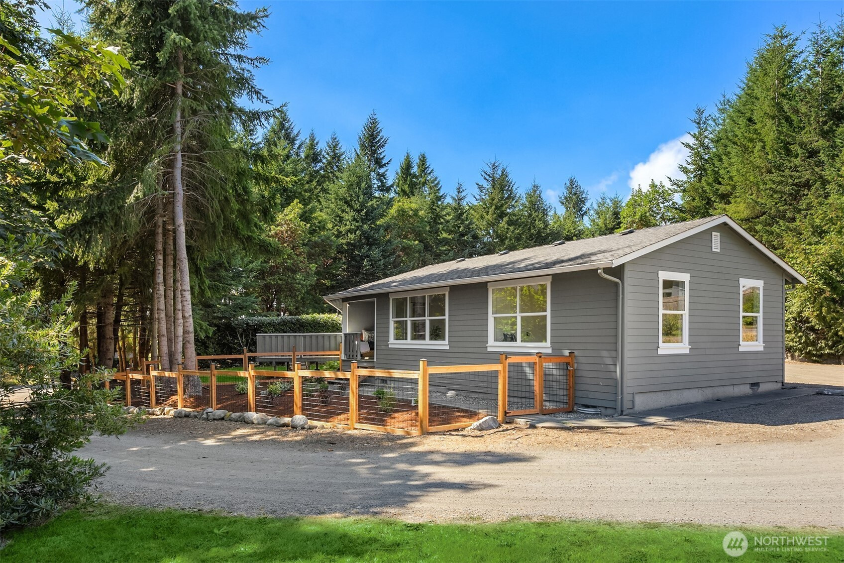 1574 NE Park View Drive, Bainbridge Island, WA 98110