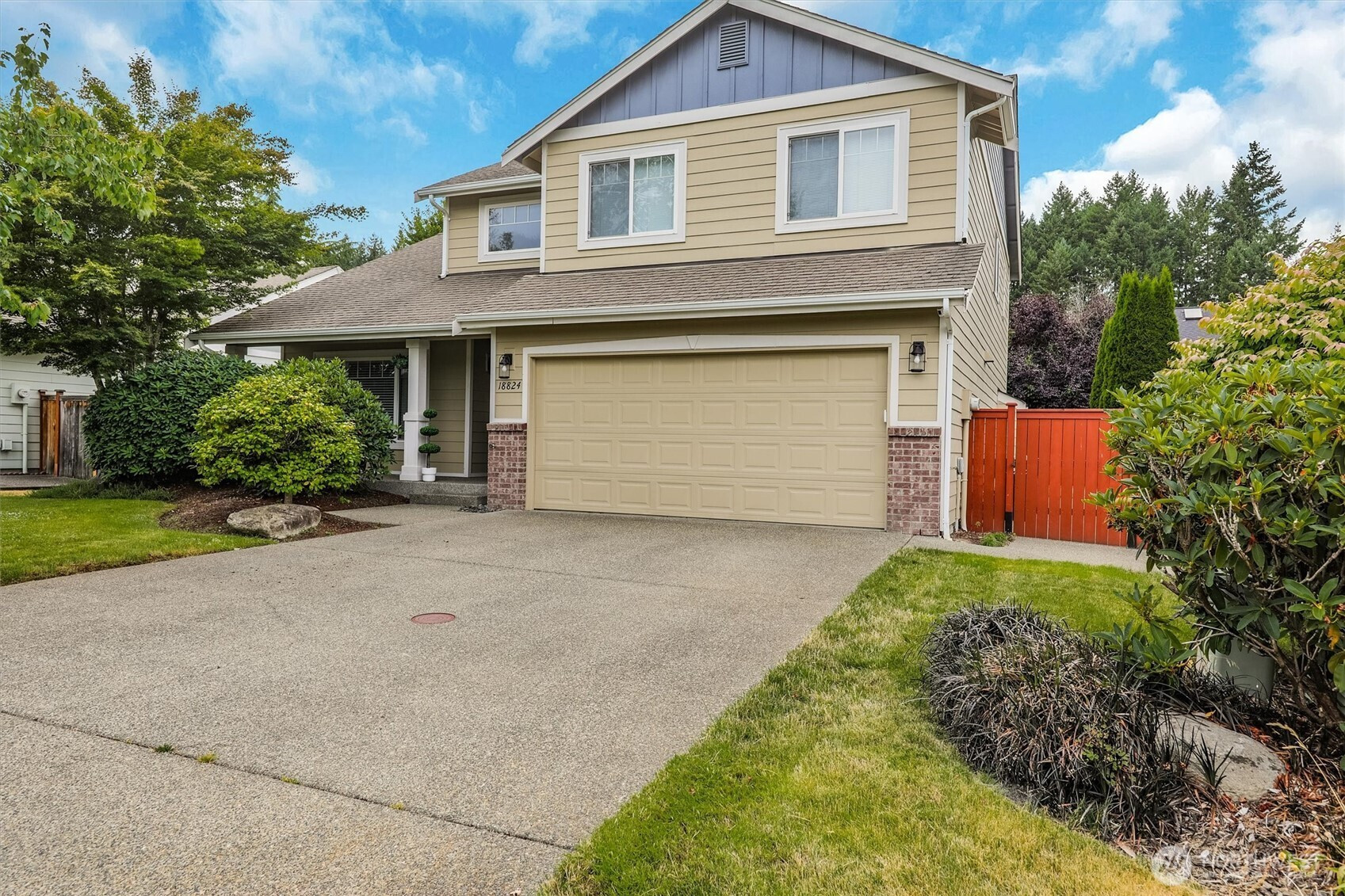 18824 Silver Creek Avenue E, Puyallup, WA 98375