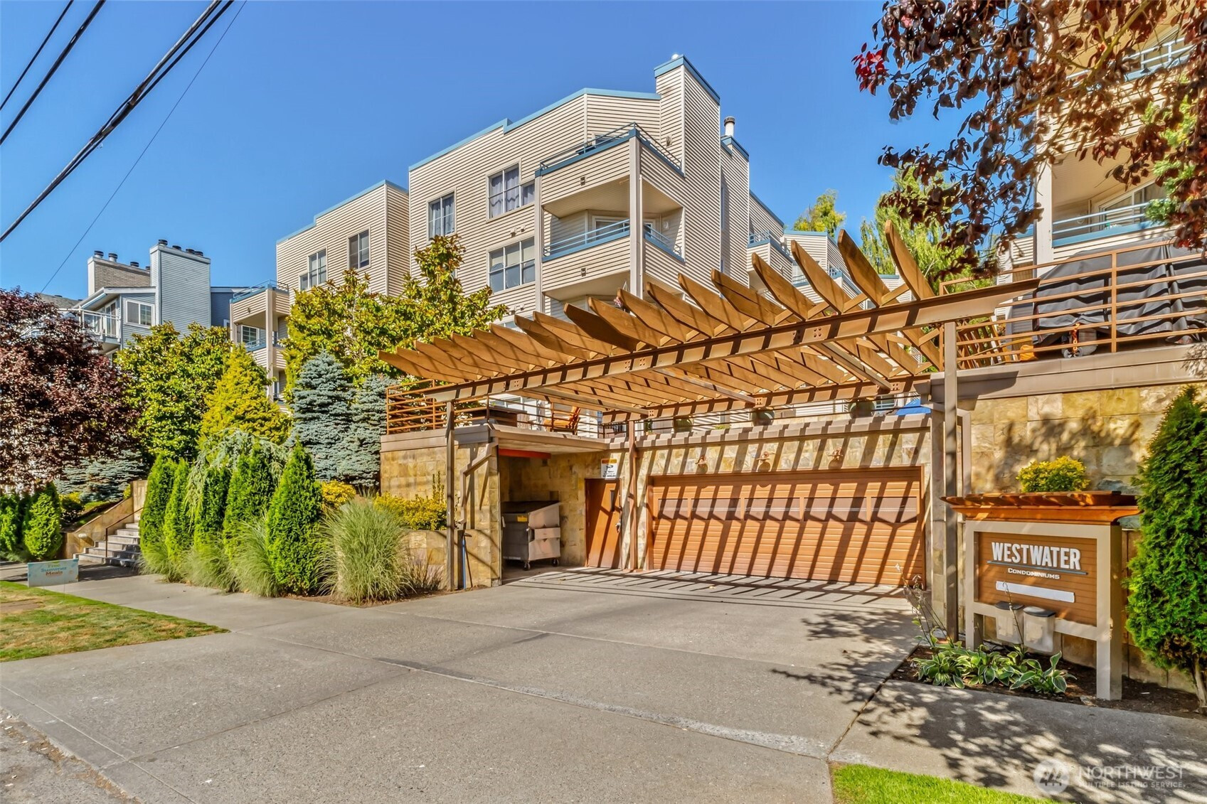 6960 California Avenue SW, Seattle, WA 98126