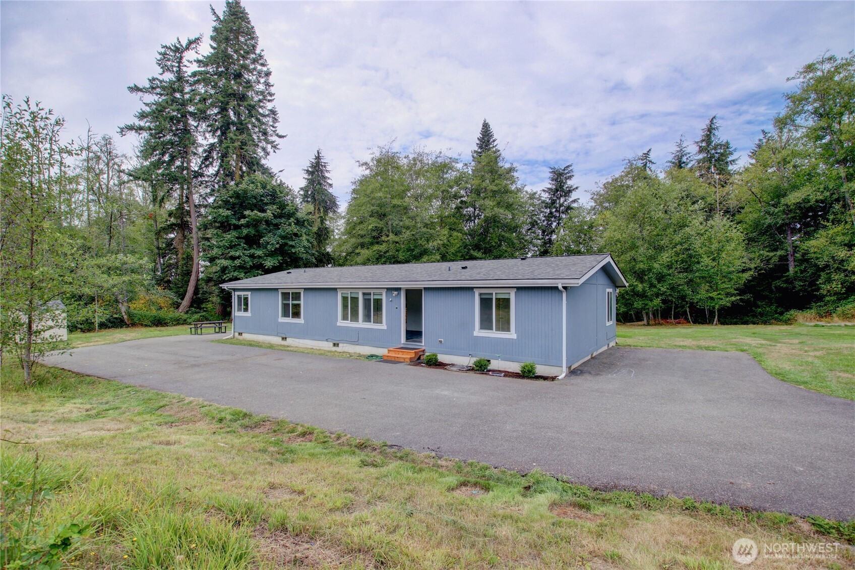496 Secluded Lane, Oak Harbor, WA 98277