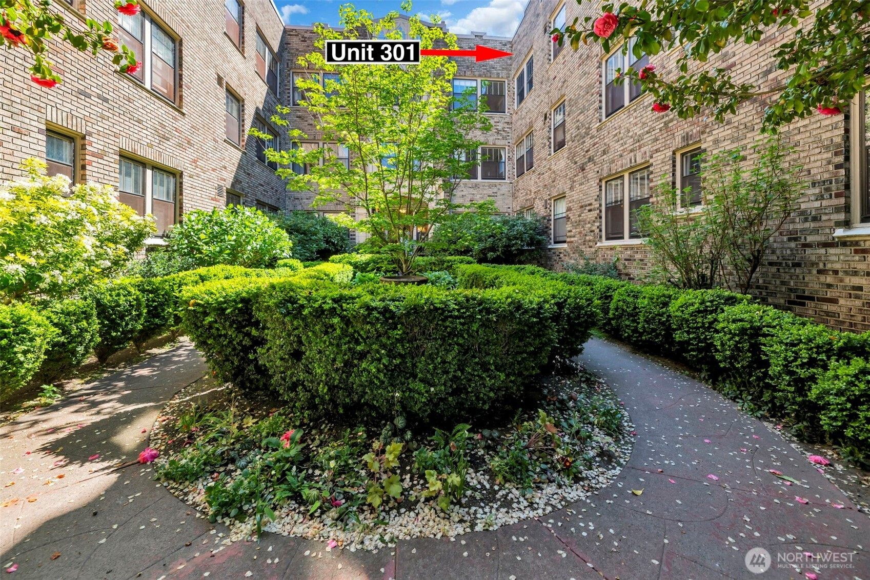 1605 E Olive Street, Seattle, WA 98122