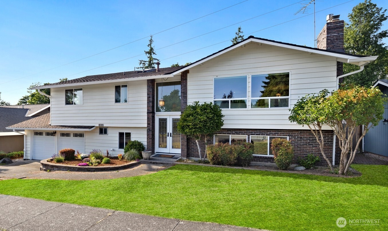 1832 SE 16th Place, Renton, WA 98055