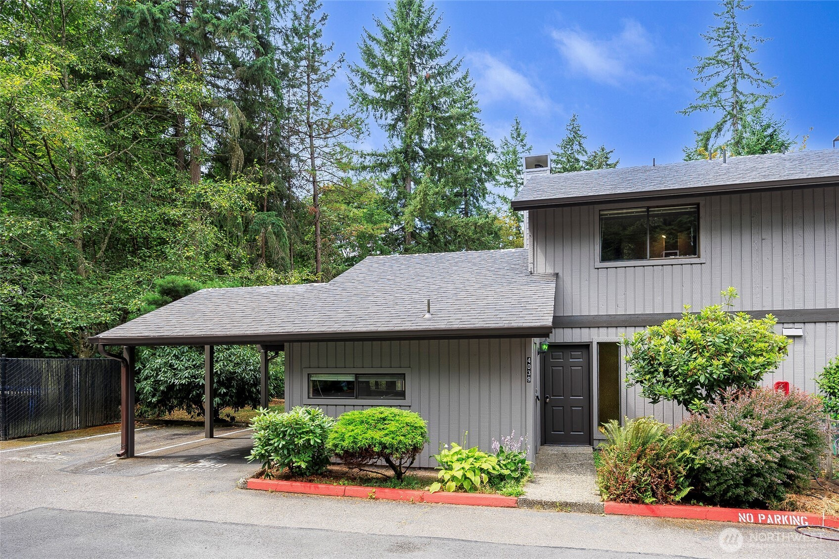4039 145th Avenue NE, Bellevue, WA 98007