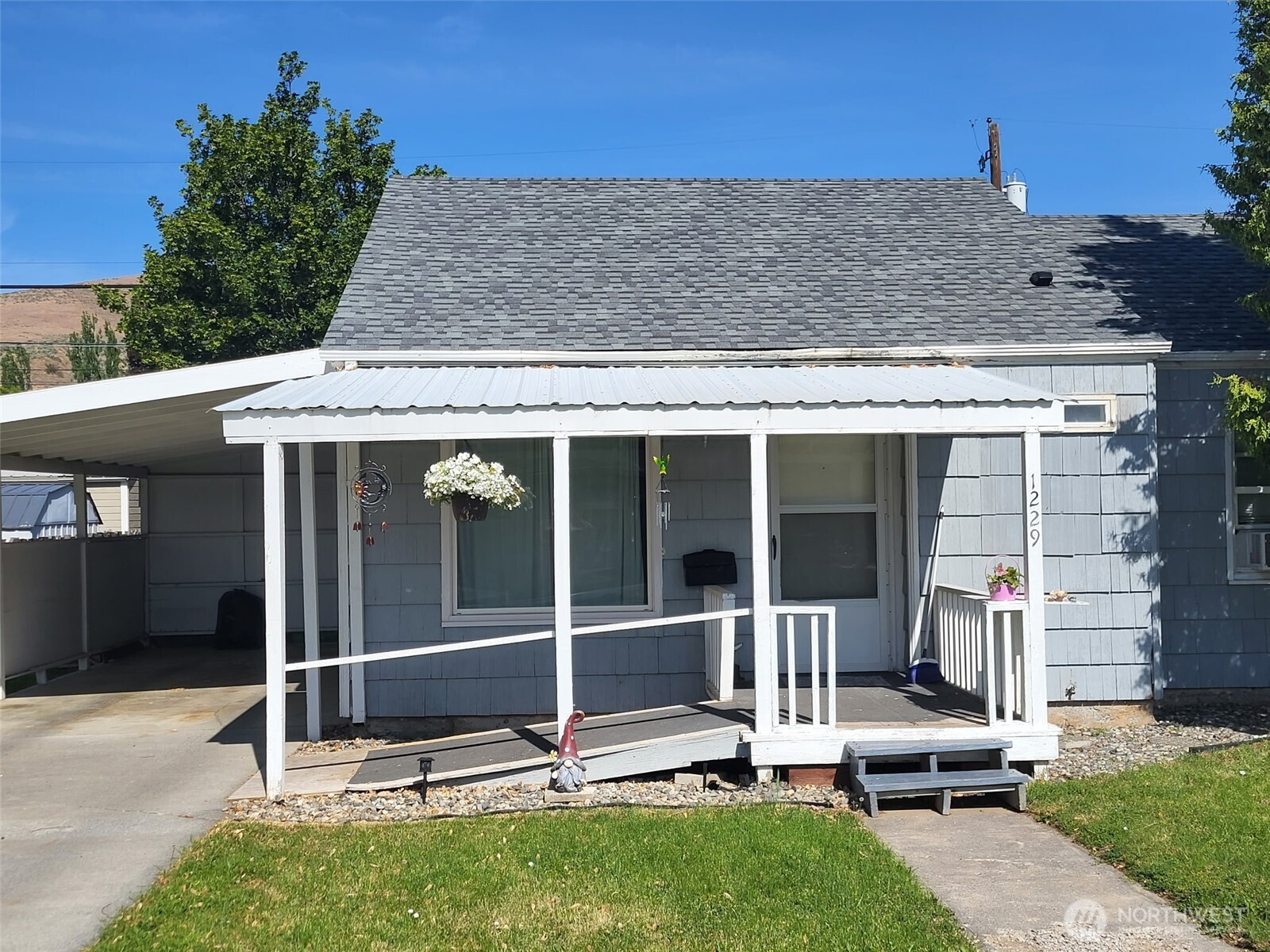 1229 C Street SW, Ephrata, WA 98823