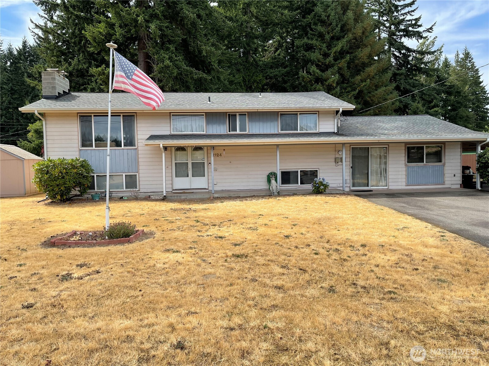 2124 Pine Tree Drive SE, Port Orchard, WA 98366