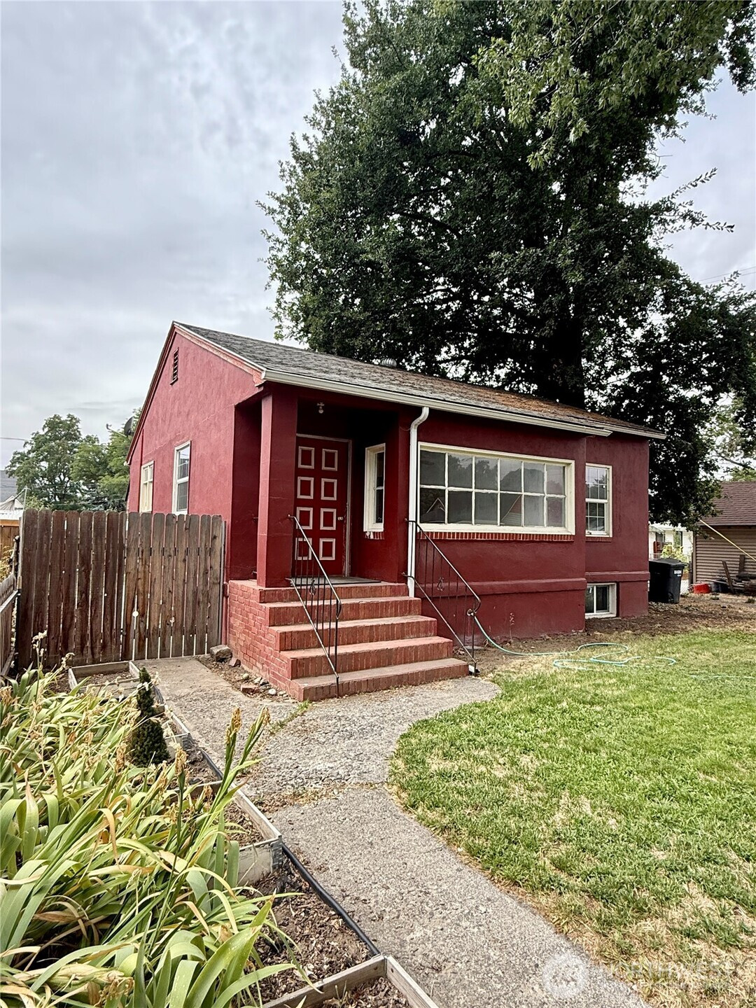412 S 4th Street, Dayton, WA 99328
