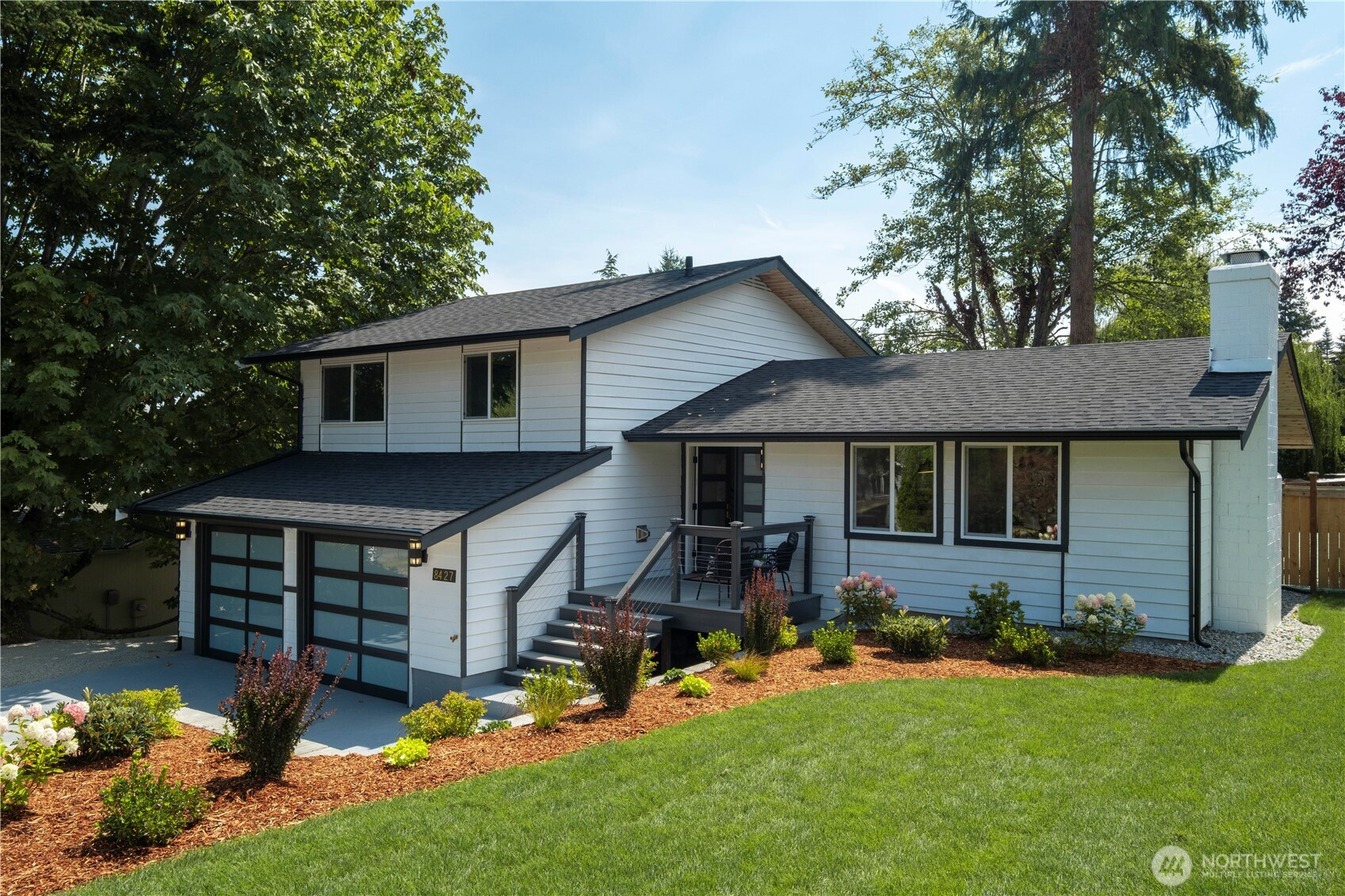 8427 NE 144th Pl, Kirkland, WA 98034