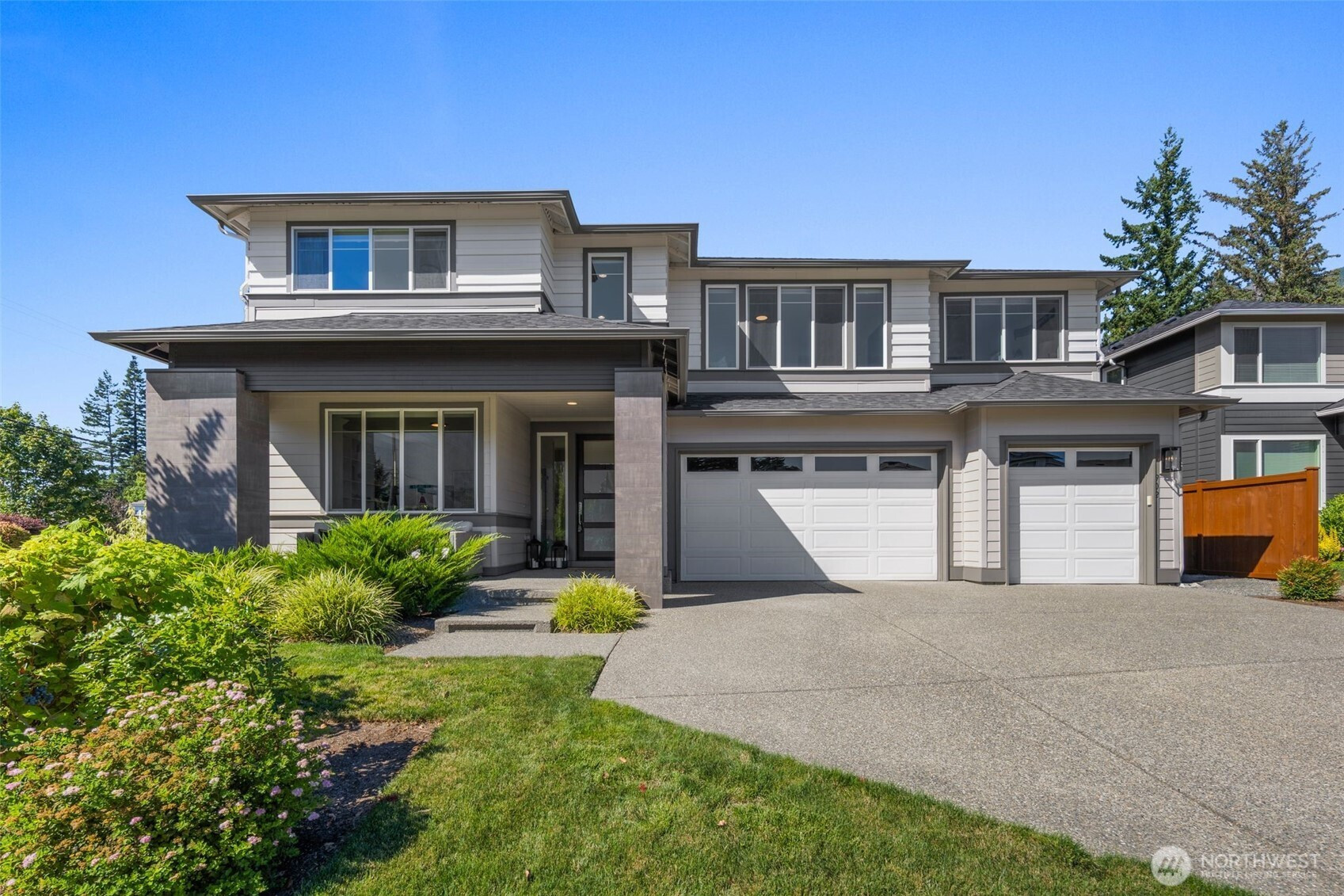 902 SE 10th Street, North Bend, WA 98045