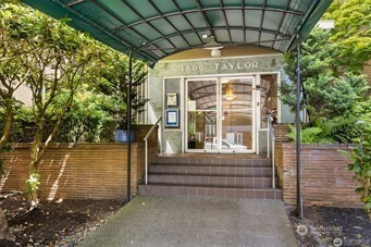 1800 Taylor Avenue N, Seattle, WA 98109