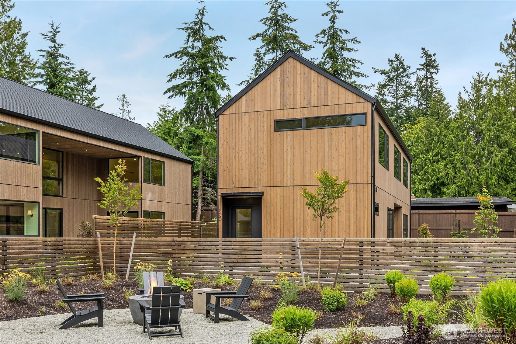 600 Park Avenue NE, Bainbridge Island, WA 98110