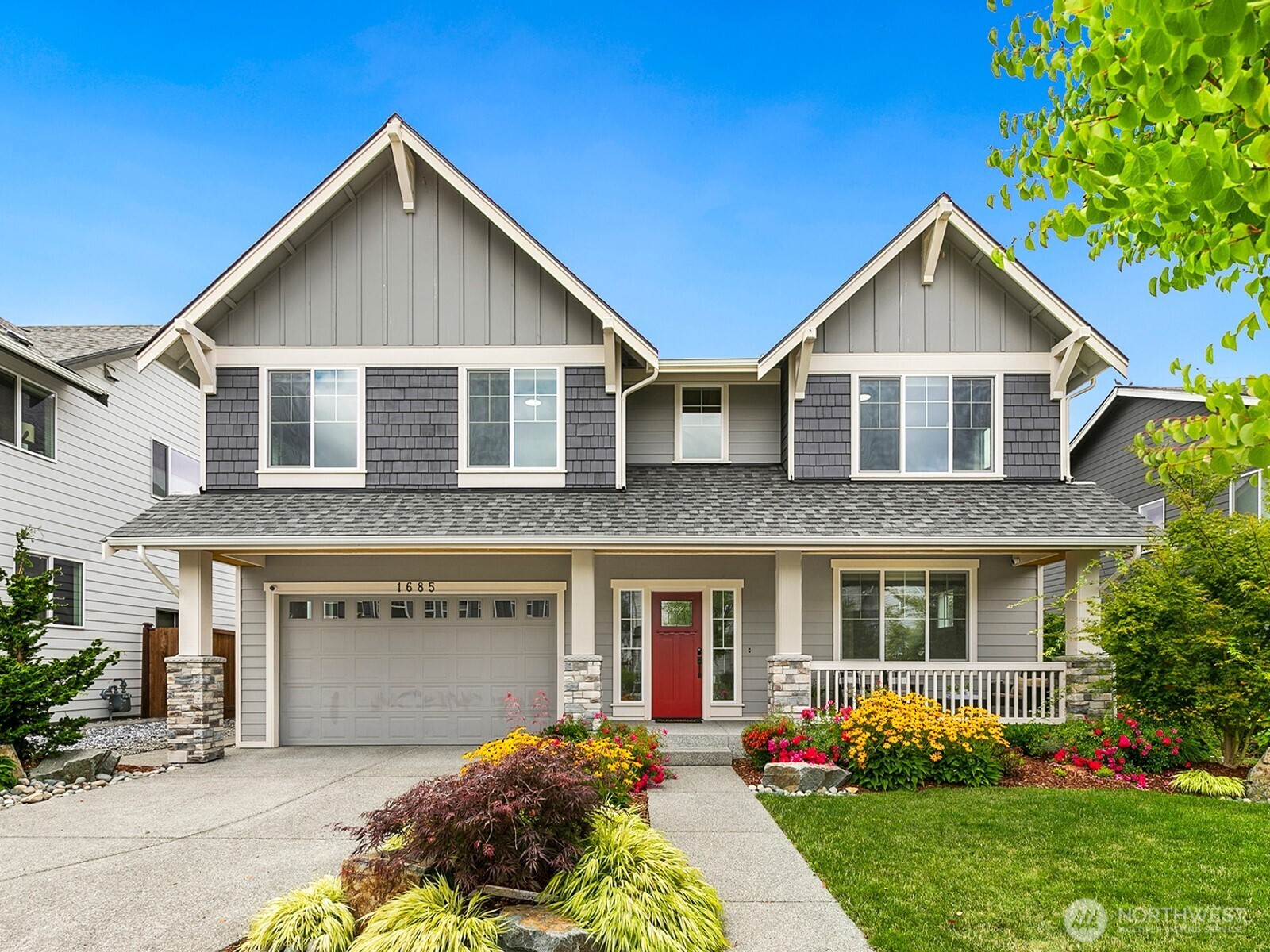 1685 Tanner Falls Way SE, North Bend, WA 98045