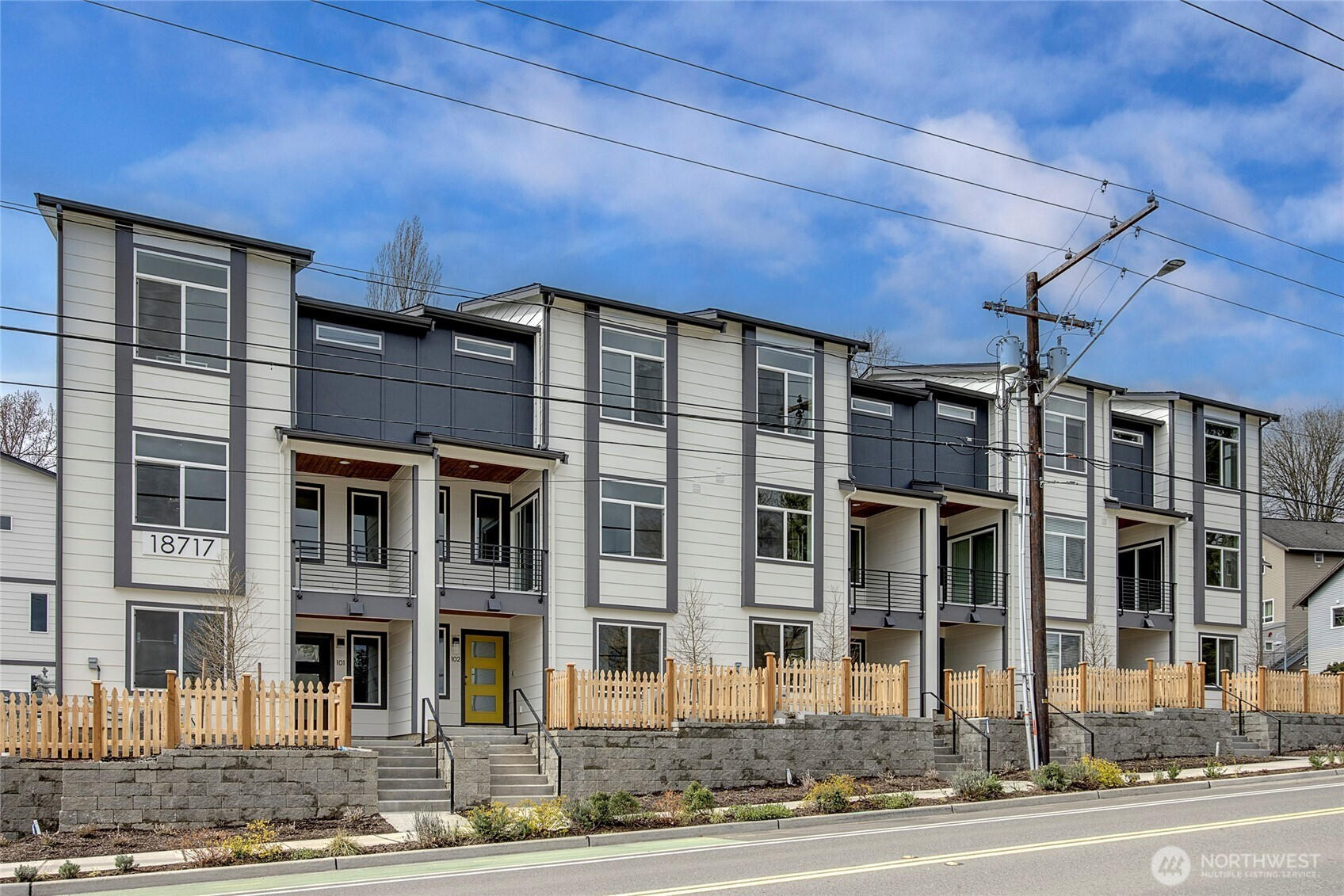 6726 NE 187th Street, Kenmore, WA 98028