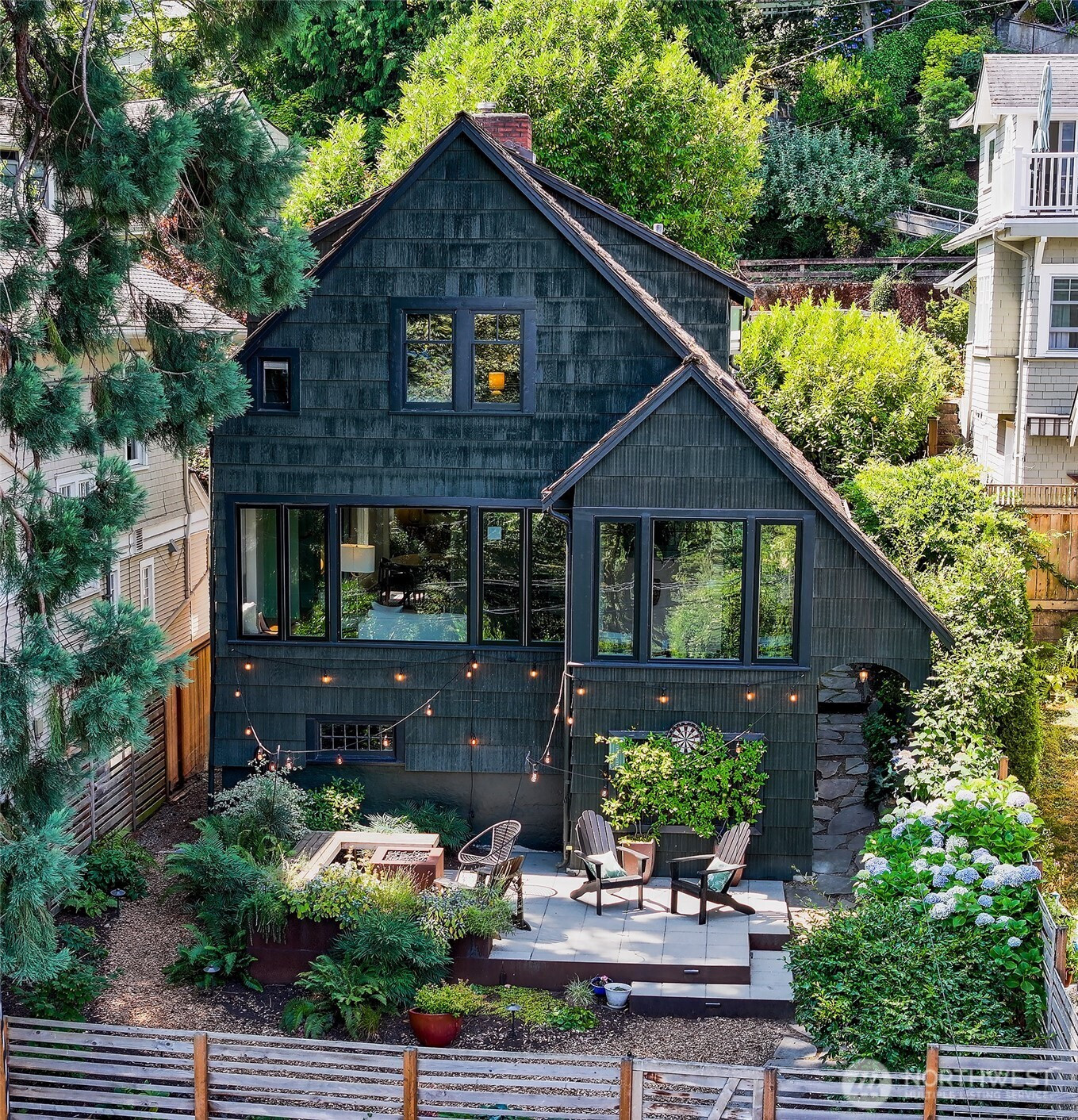 1525 Madrona Drive, Seattle, WA 98122