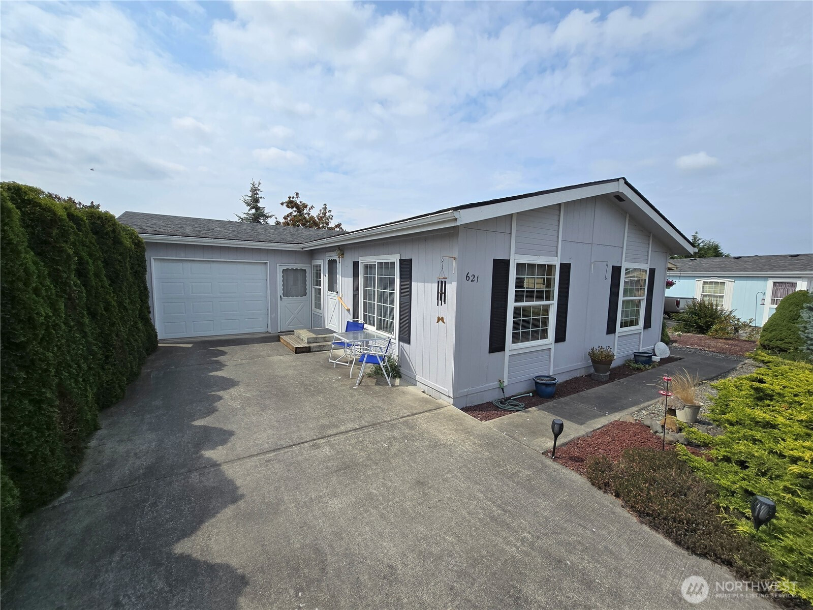 621 N 7th Avenue, Sequim, WA 98382
