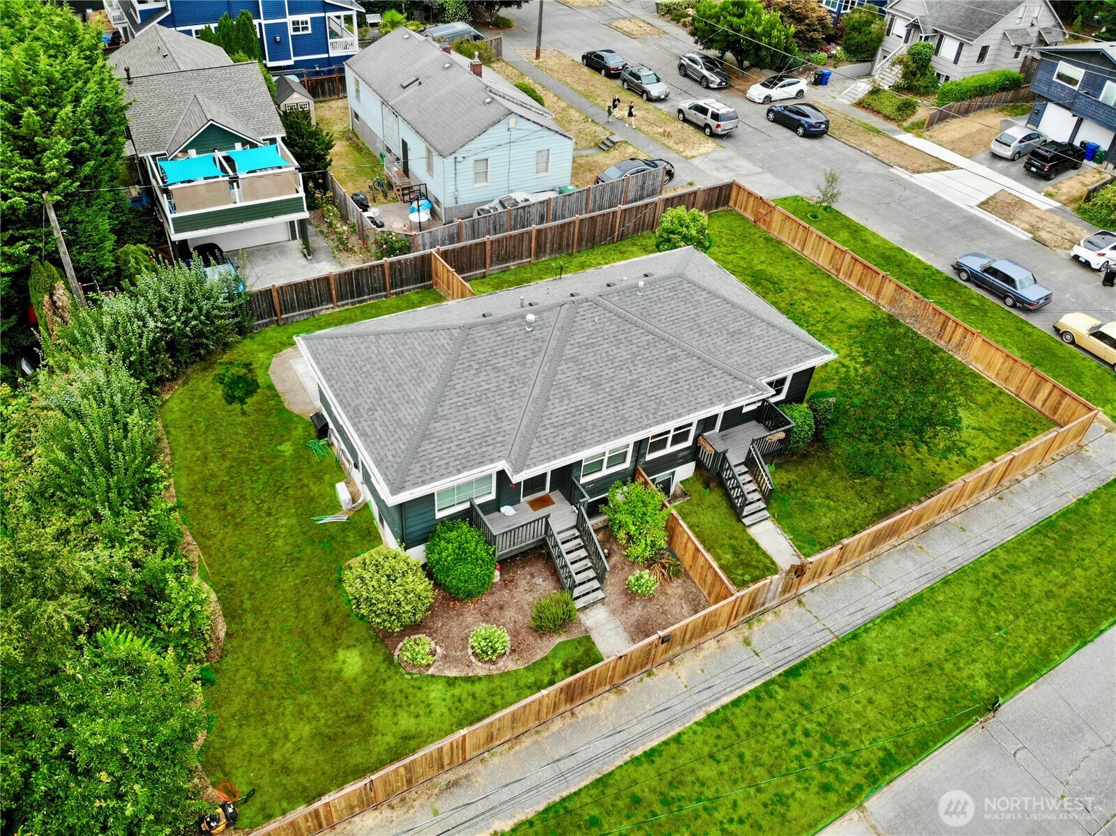 3016 & 3014 E Denny Way, Seattle, WA 98122