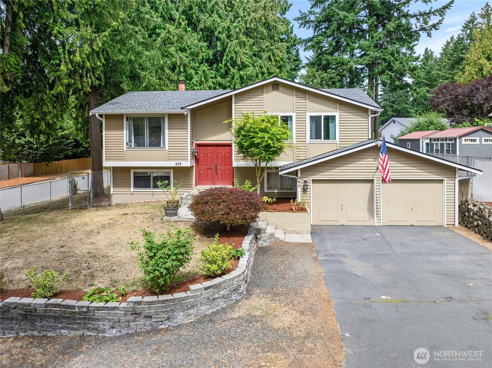 679 NE Conifer Drive, Bremerton, WA 98311