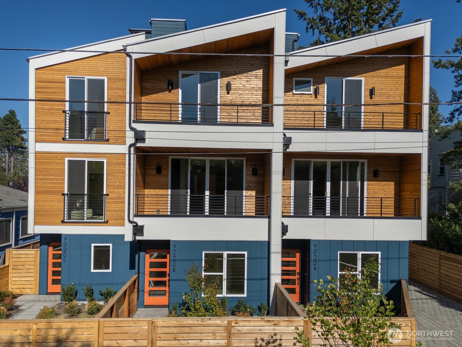9020 13th Avenue NW, Seattle, WA 98117