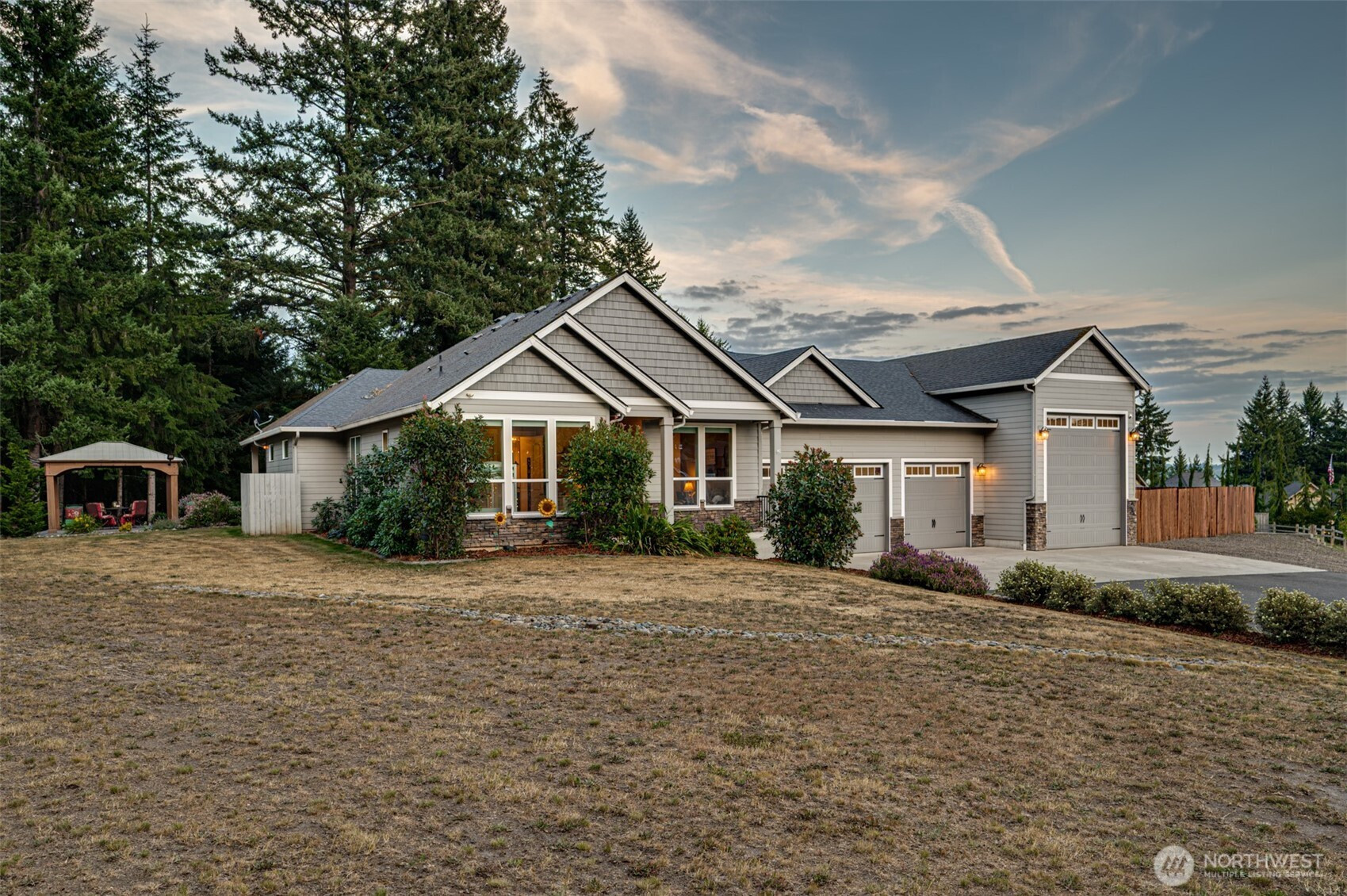 241 Junco Lane, Woodland, WA 98674