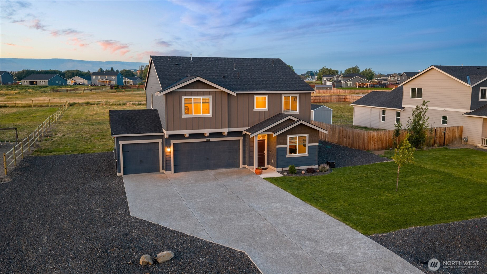 2900 Dapple Gray Way, Ellensburg, WA 98926