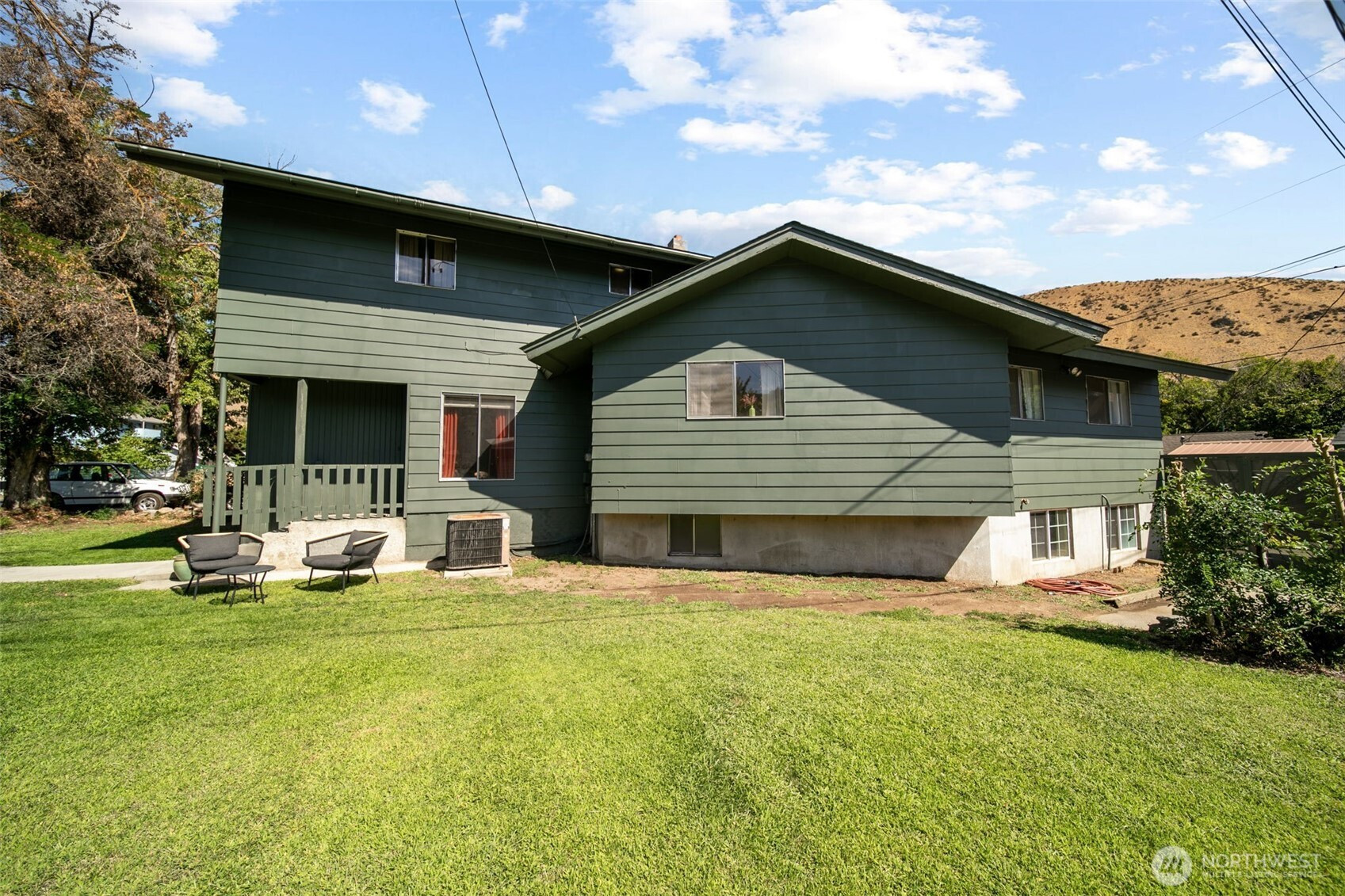 100 S Douglas, Cashmere, WA 98815