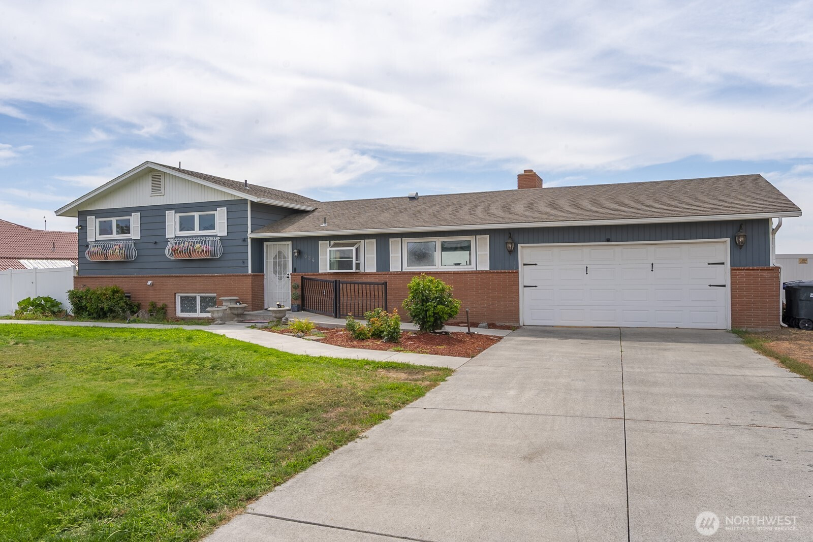 634 N Crestview Drive, Moses Lake, WA 98837