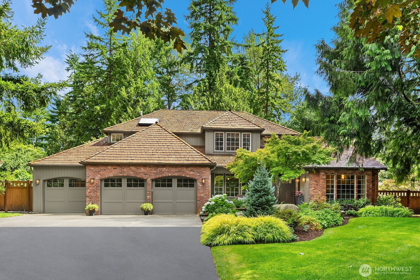 2640 262nd Place SE, Sammamish, WA 98075
