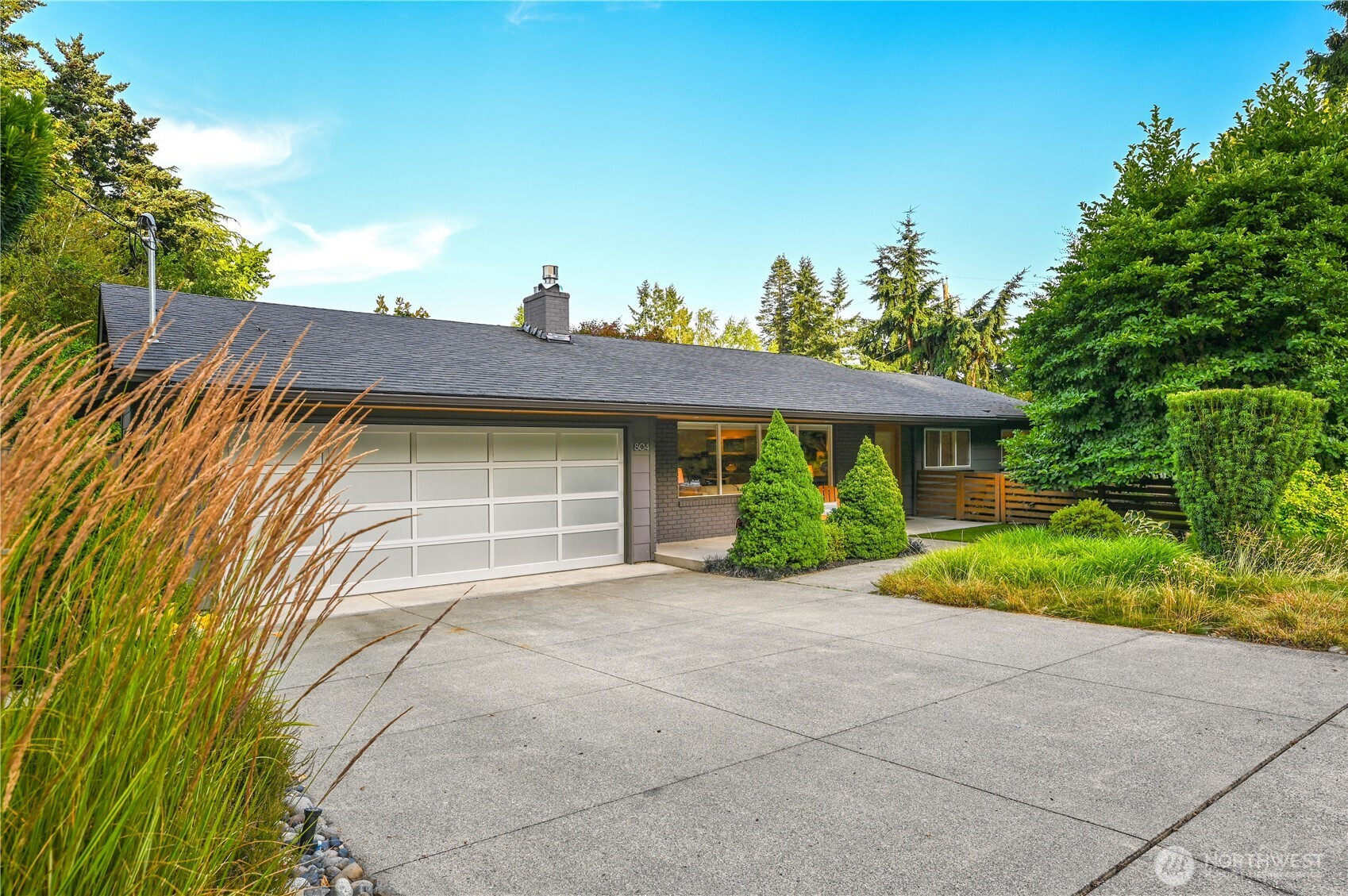 804 109th Avenue SE, Bellevue, WA 98004