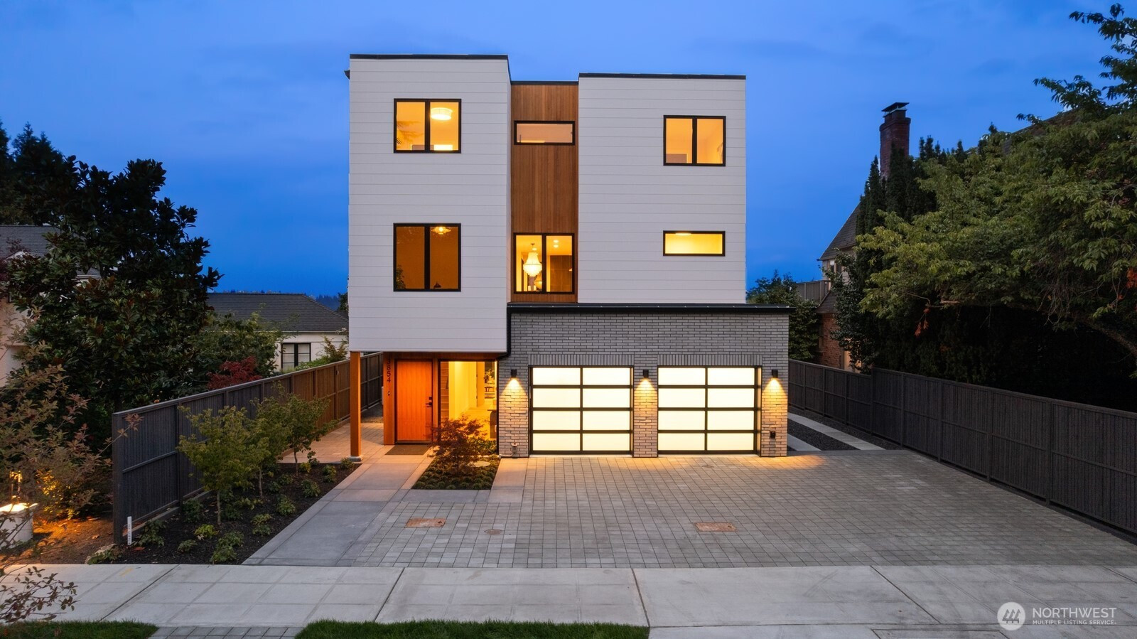 3854 Cascadia Avenue S, Seattle, WA 98118