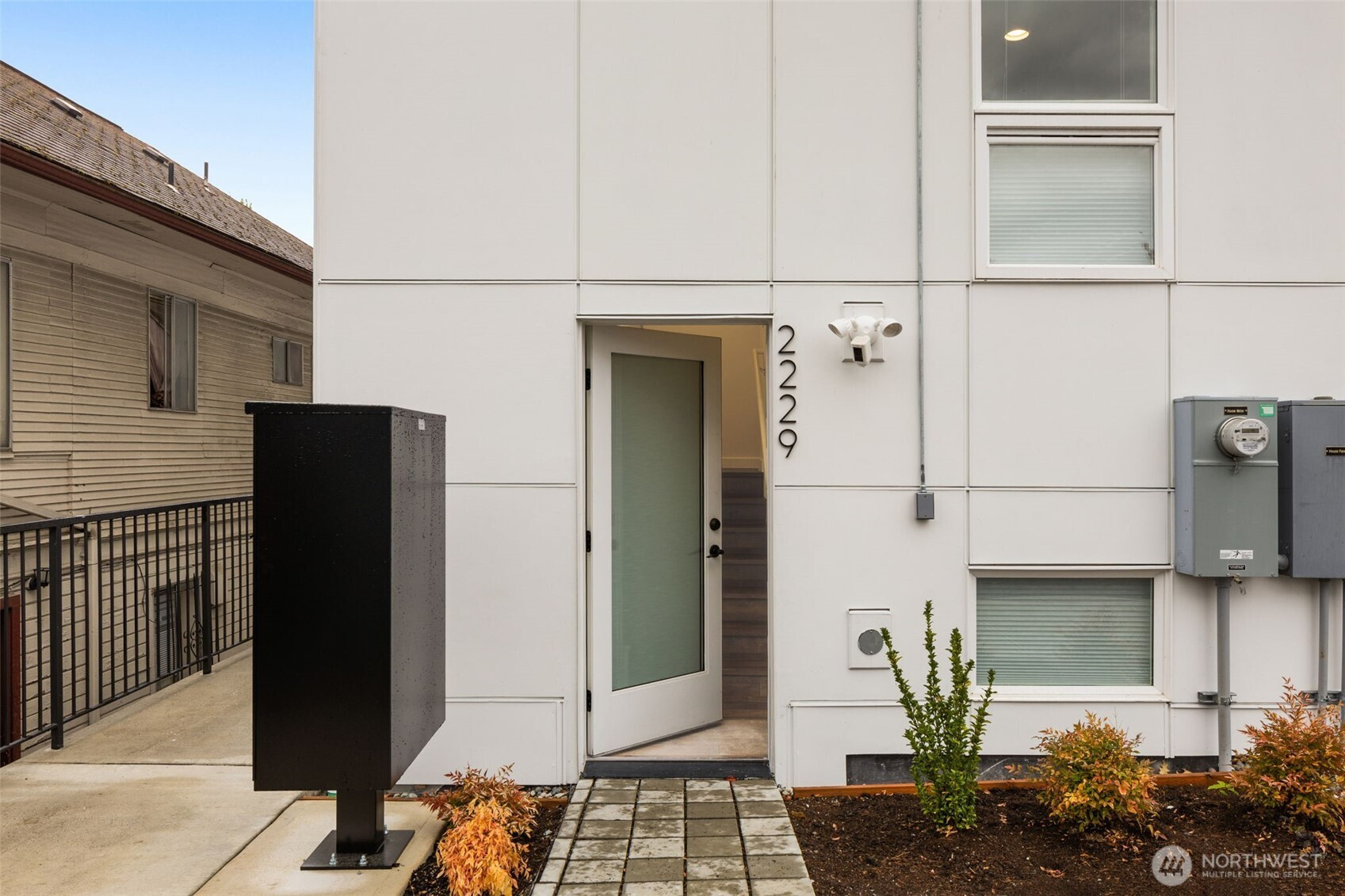 2229 25th Avenue S, Seattle, WA 98144