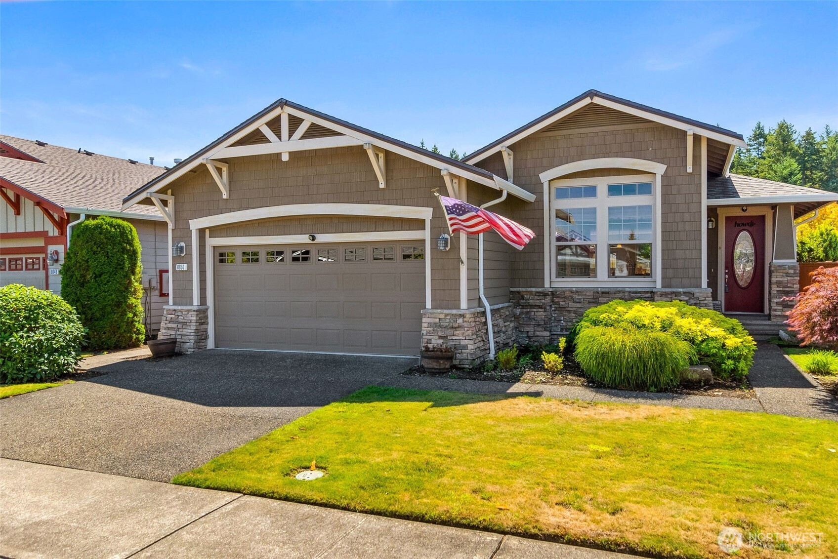 8650 Bainbridge Loop NE, Lacey, WA 98516