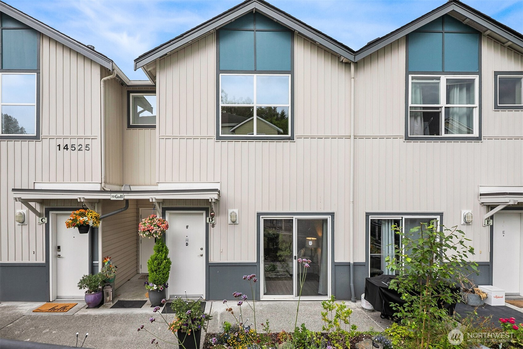 14525 1st Lane NE, Duvall, WA 98019