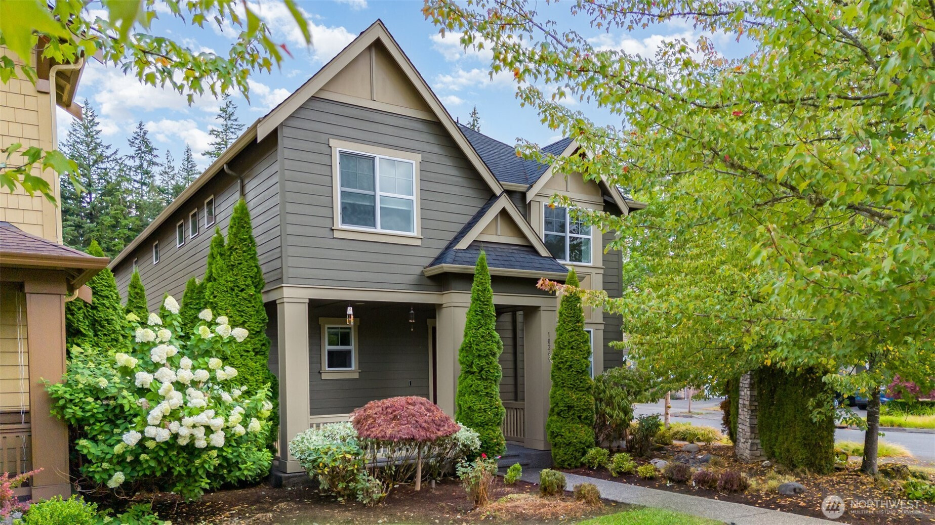 10269 Eastridge Drive NE, Redmond, WA 98053