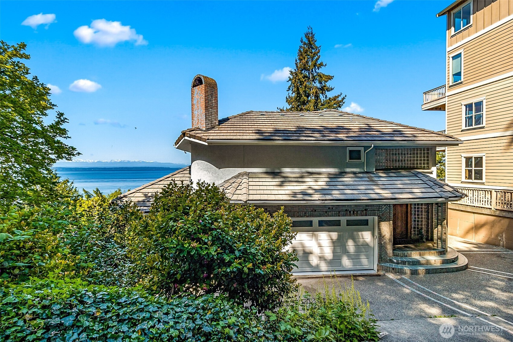 12028 Possession Lane, Edmonds, WA 98026